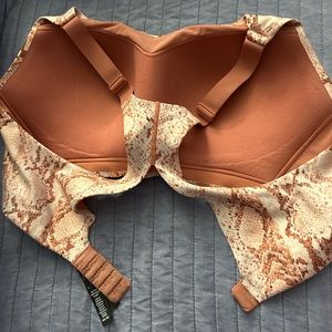 Victoria’s Secret sports bra. Snake print. Criss cross back